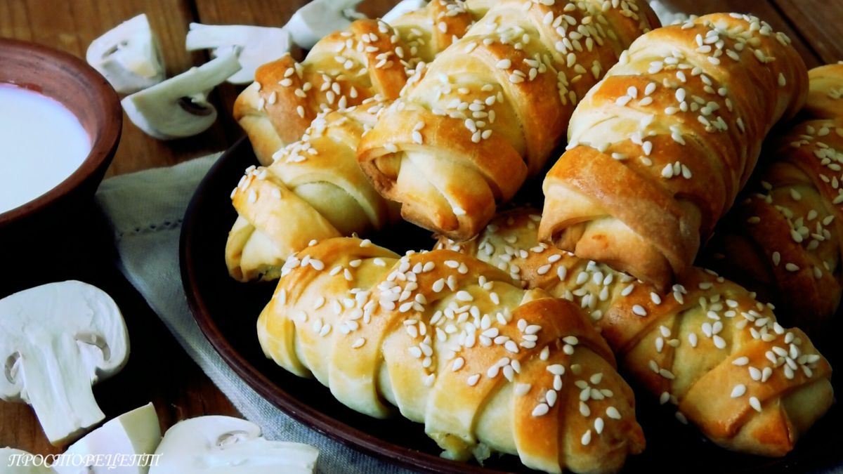 Легкие пирожки на кефире: быстро и вкусно