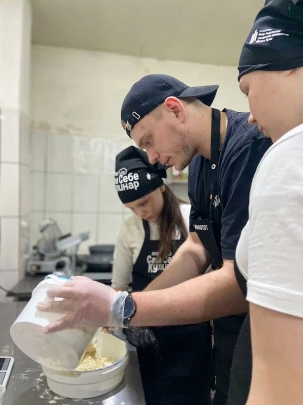 Новые горизонты кулинарии: юные повара создают уникальные сырники