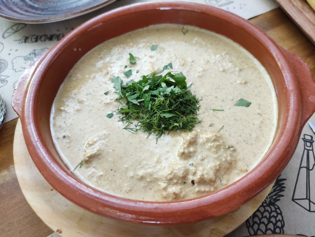 Что такое сациви: изысканный вкус грузинской кухни