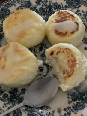 Сырники и инсулин: как угощение влияет на рост мышц