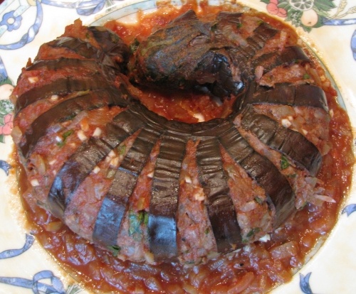 Баклажаны с мясом: простой и вкусный рецепт для всей семьи