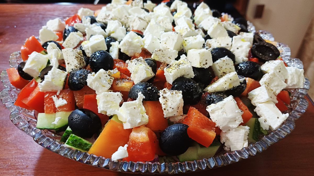 Греческий салат: классический рецепт для настоящих гурманов