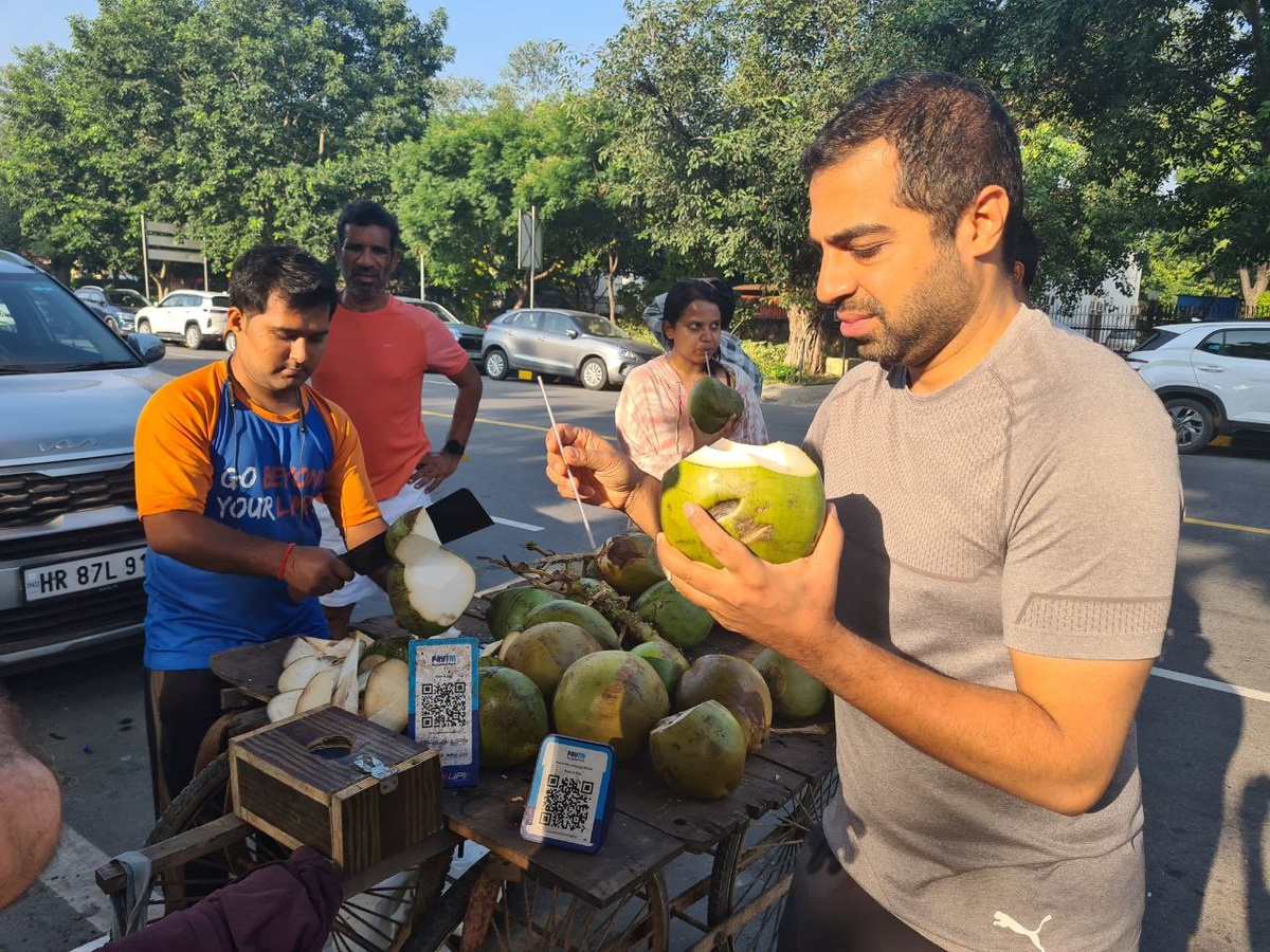 Индийское искусство наслаждения кокосовой водой и её волшебный «малай»