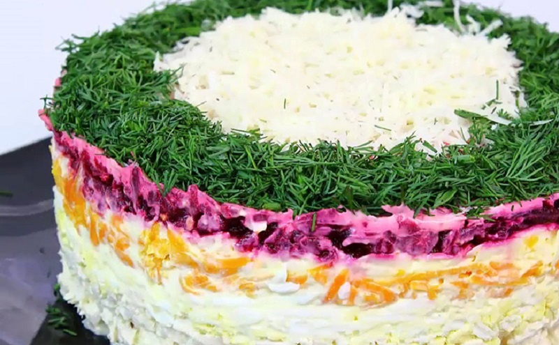 Салат «Генерал»: как удивить гостей на празднике