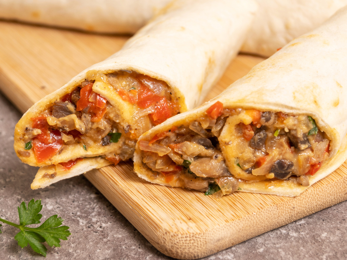 Тортилья вместо бутерброда: новый взгляд на привычные закуски