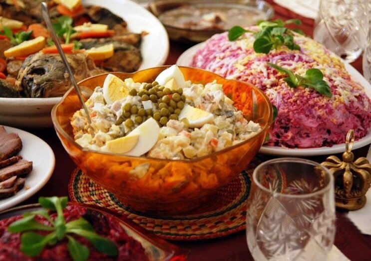 Ностальгия по новогоднему столу советских времен