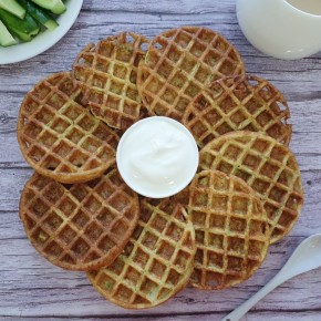 Вкусные борцы с лишними калориями: кабачковые вафли без глютена