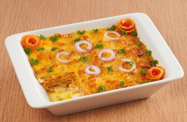 Курица по-французски: вкусно и просто под овощной шубой