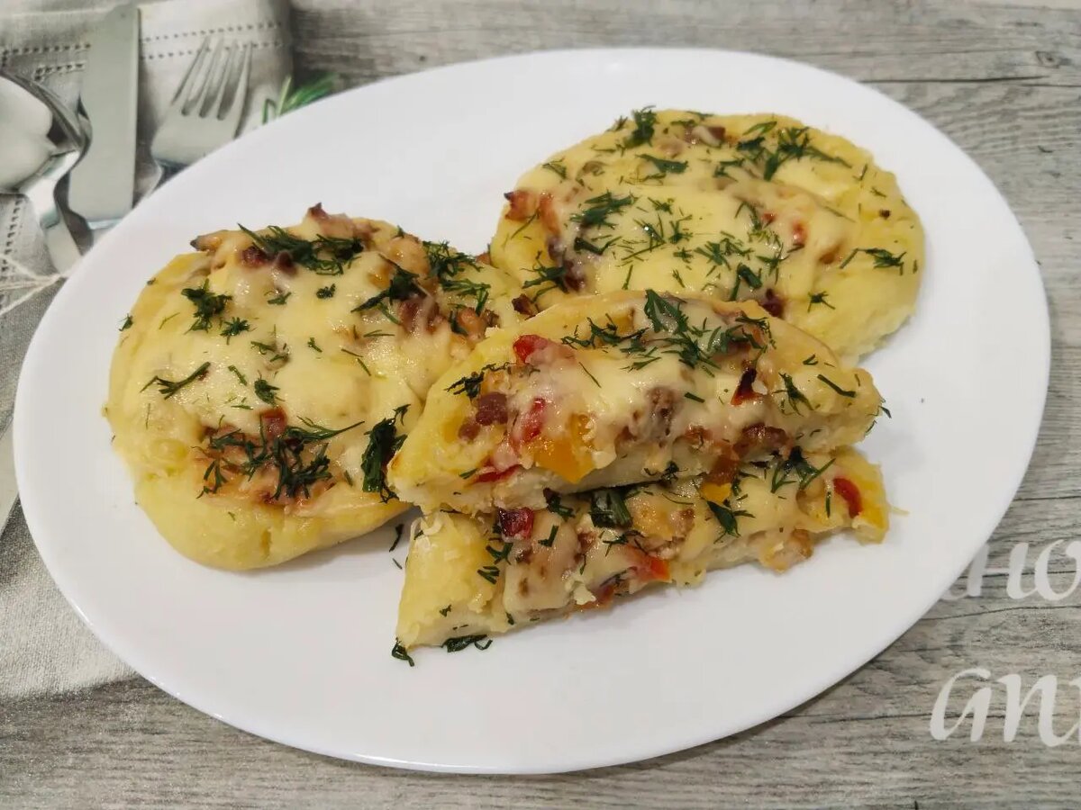 Сырные картофельные гнёзда с аппетитной мясной начинкой