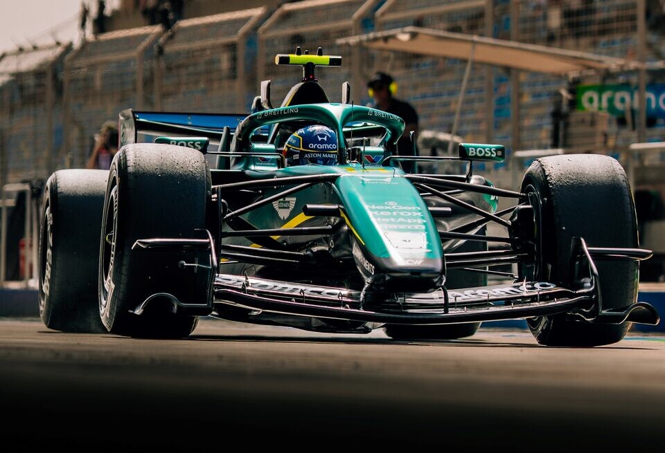 Алонсо о тестах в Бахрейне: Команде предстоит много работы