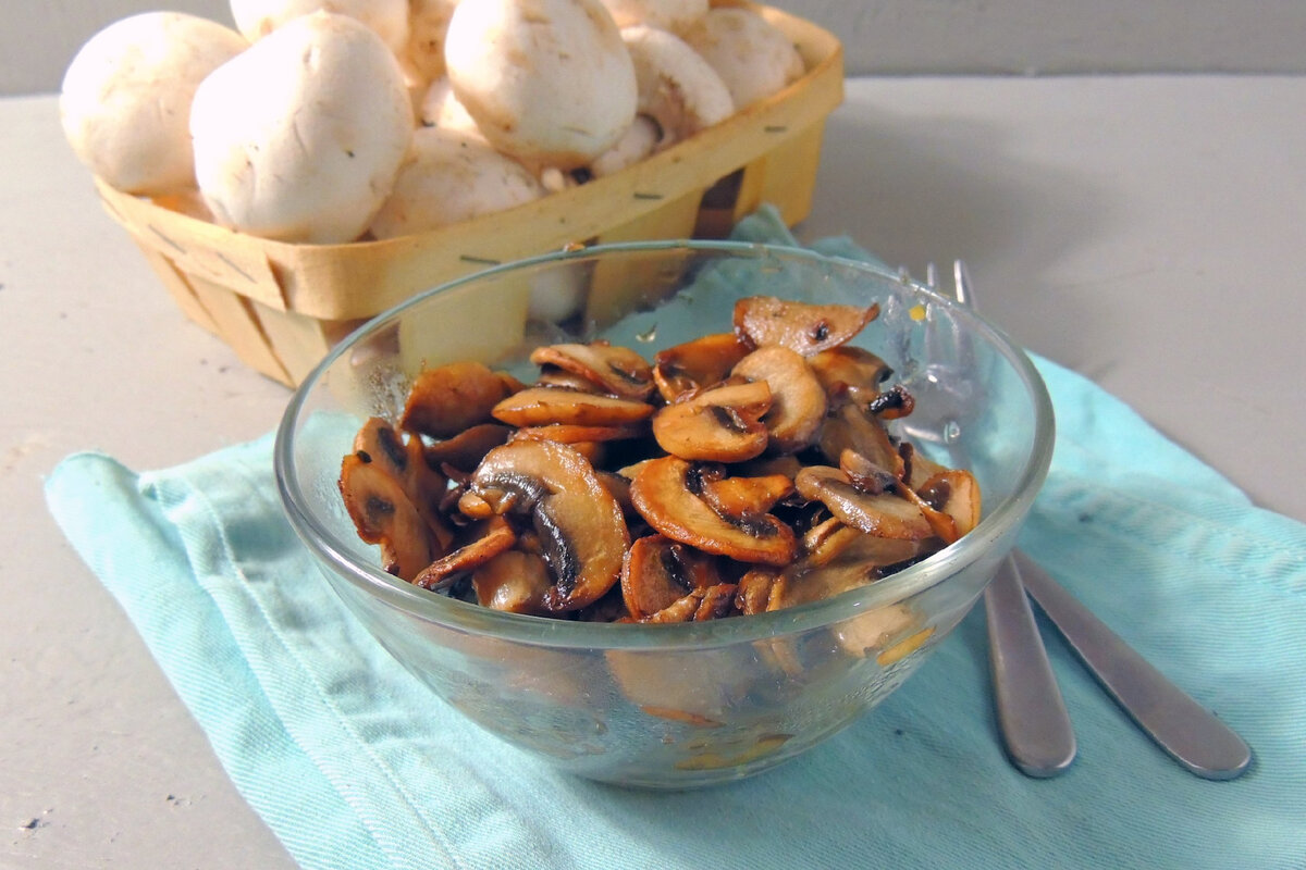 Нежные шампиньоны в соевом соусе: просто и вкусно
