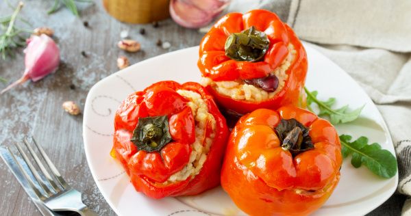 Фаршированный перец: классика, которая согревает душу