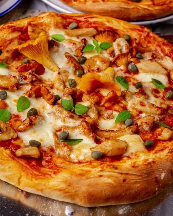 Пицца с лисичками