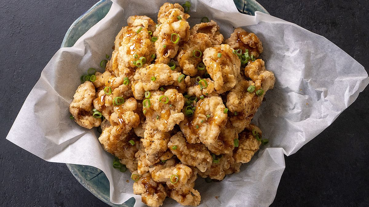 Невероятные хрустящие куриные крылья без костей: новый взгляд на знакомое блюдо