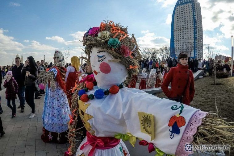 Масленица 2026: старинные традиции и современные веселия