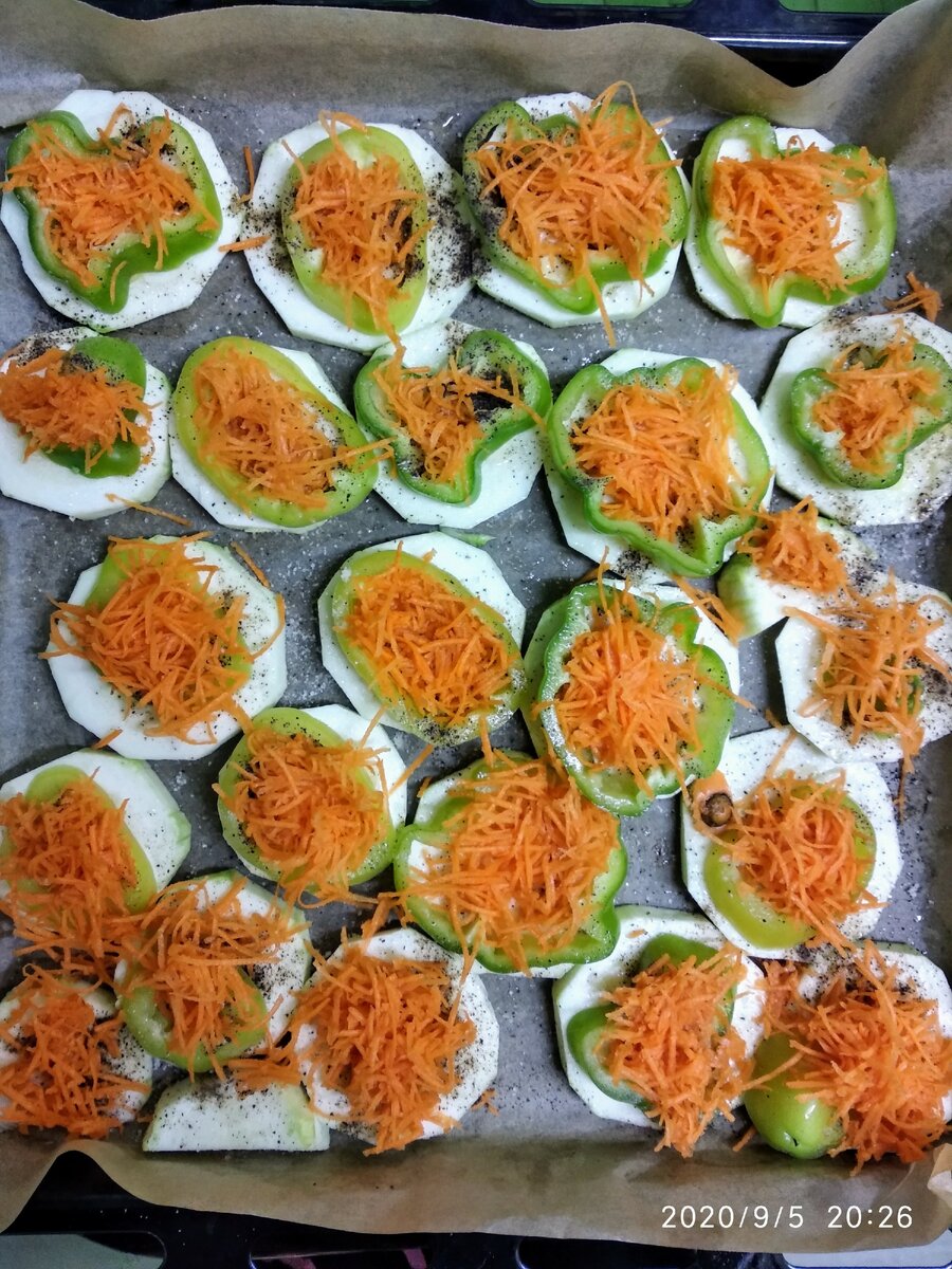 Кулинарный эксперимент: скумбрия в овощном обрамлении