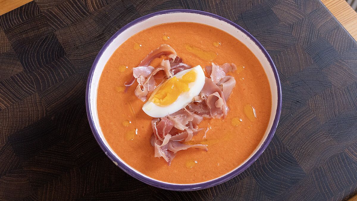 Попробуйте сальморехо: испанский холодный суп для знойных дней