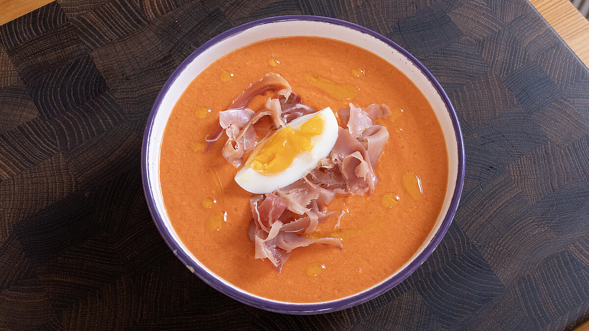 Попробуйте сальморехо: испанский холодный суп для знойных дней