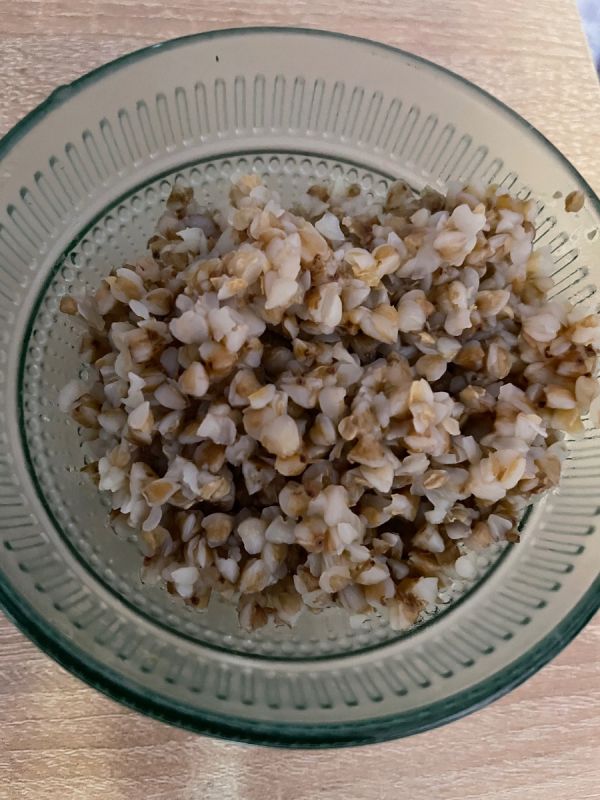 Гречка и семейные вечера: как строгая диета помогает маме после родов