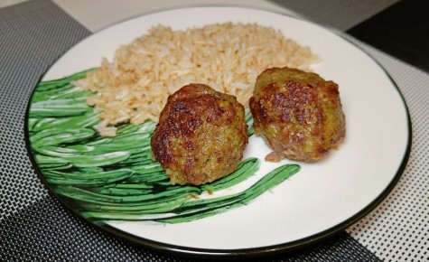 Вкусные котлеты из говядины с брокколи: простой рецепт для аэрогриля