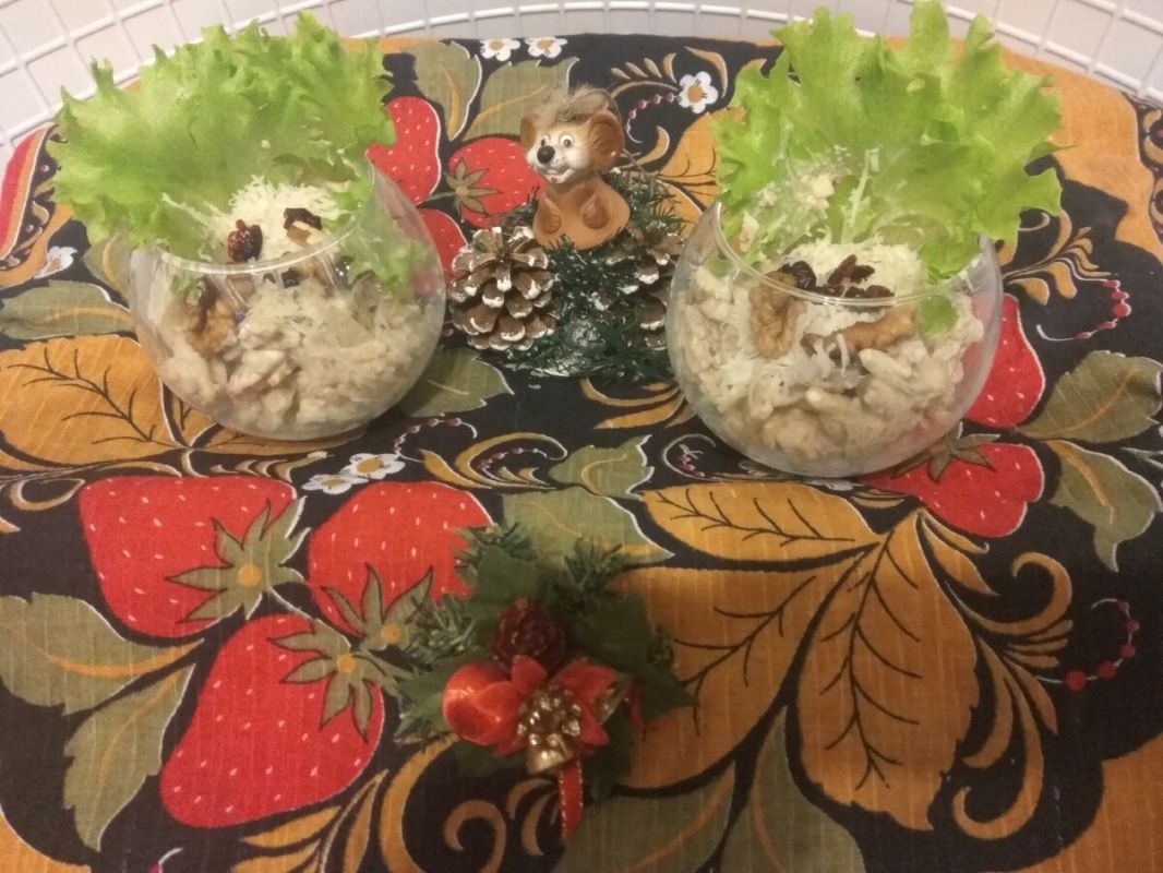 Легкий салат «Вальдорф»: освежите свой стол