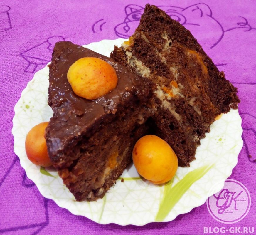 Нежный шоколадно-абрикосовый пирог для атмосферного чаепития