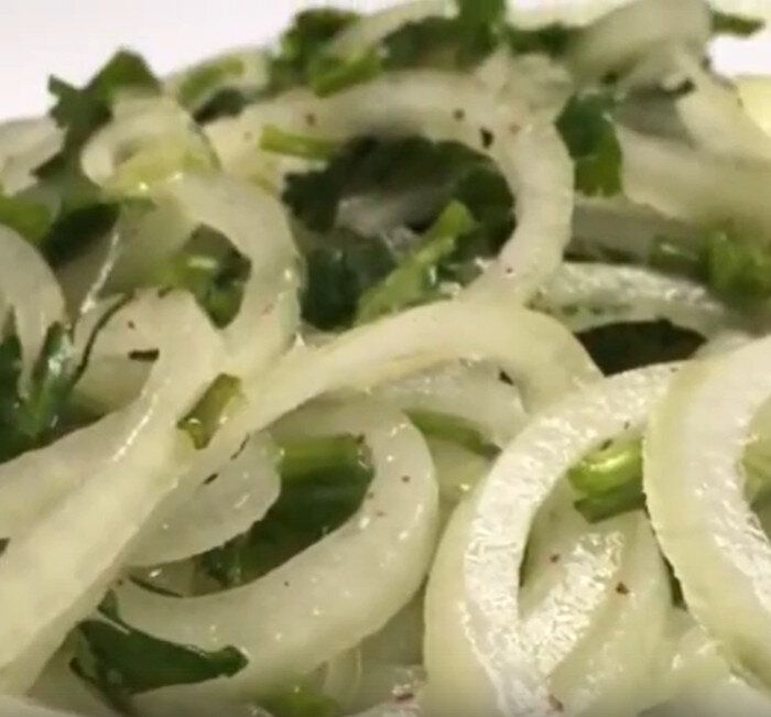 Идеальный маринованный лук для шашлыка