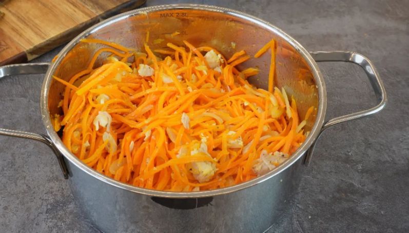 Необычный морковный салат, который стоит попробовать всем