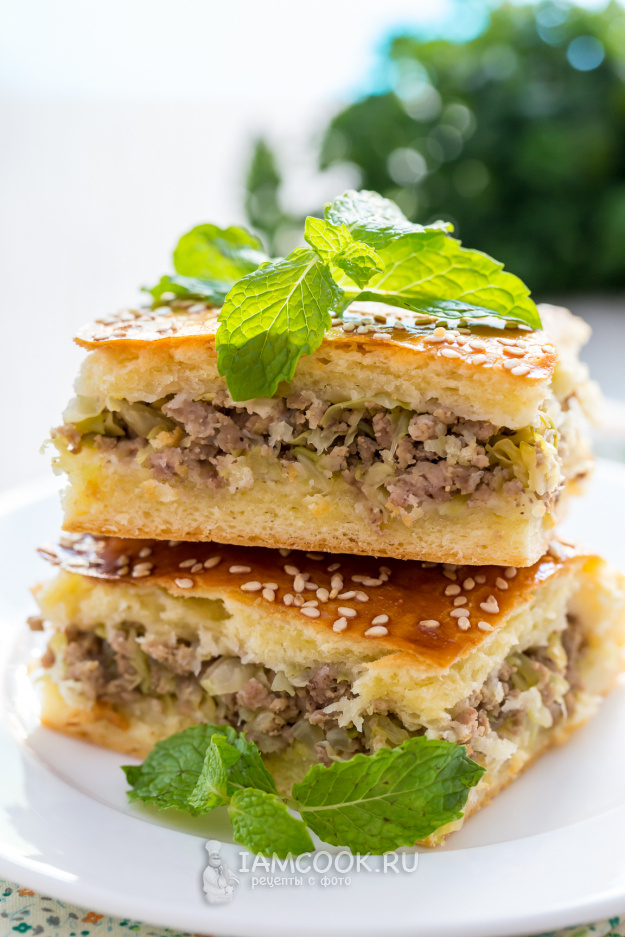 Необычный пирог на сметане: простой рецепт с уникальной начинкой