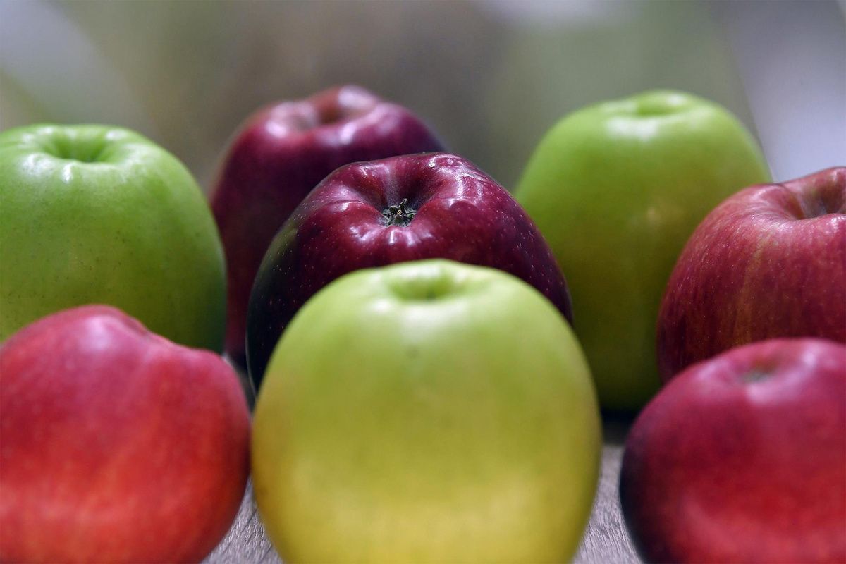 Яблоки: неожиданный союзник против кариеса