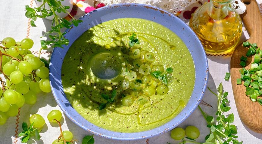 Летний вдохновитель: Испанский виноградный гаспачо