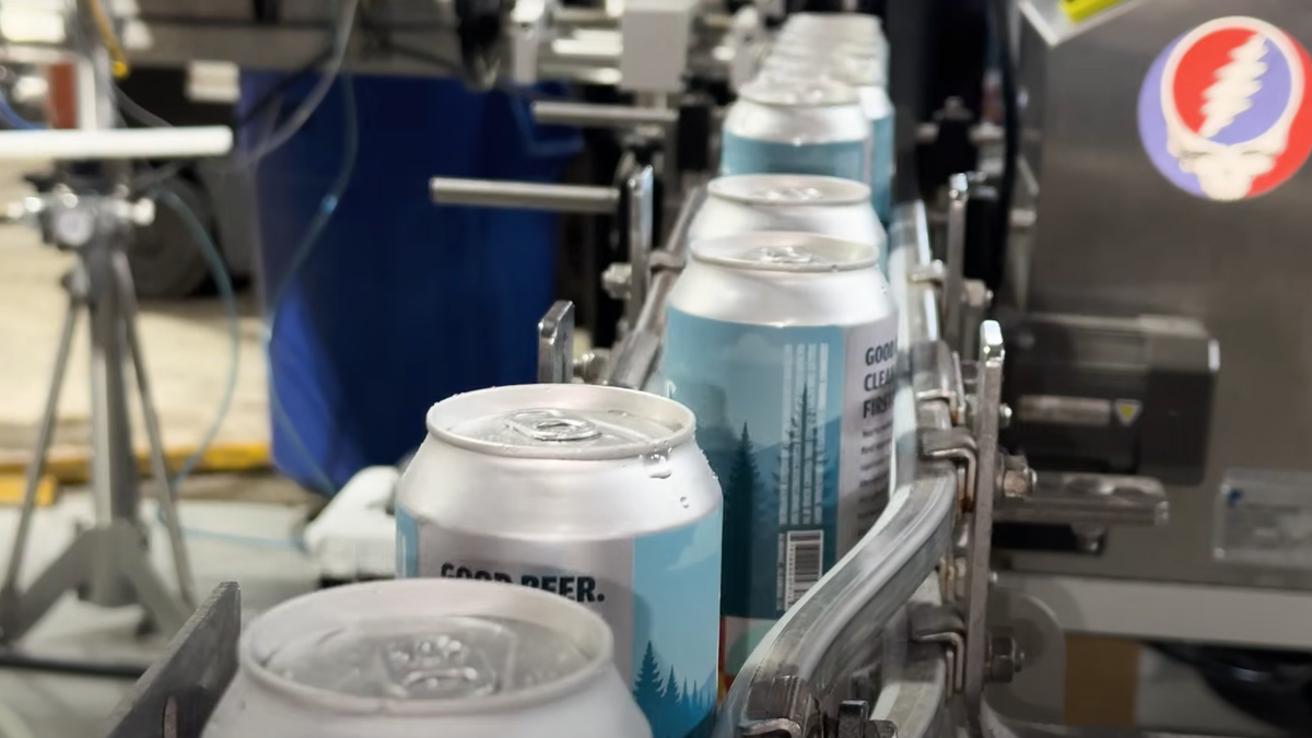 Калифорнийцы создали пиво, используя воздух