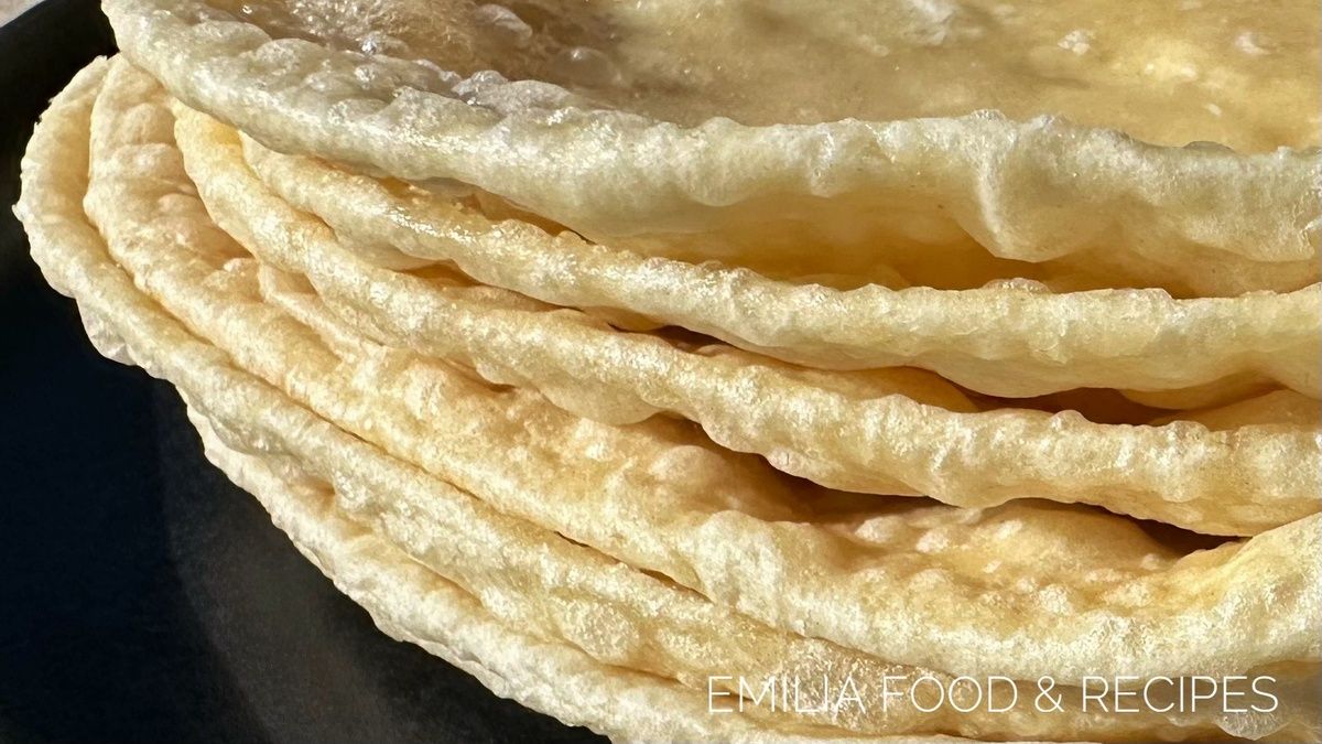 Вкус и традиции Казахстана: как приготовить шелпеки без дрожжей