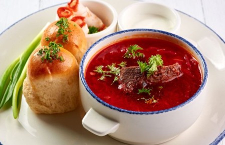Как приготовить борщ на новый лад: секреты шеф-повара