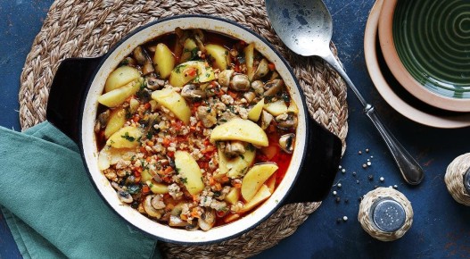 Тушеная картошка с мясом: идеальные сочетания и три уникальных рецепта