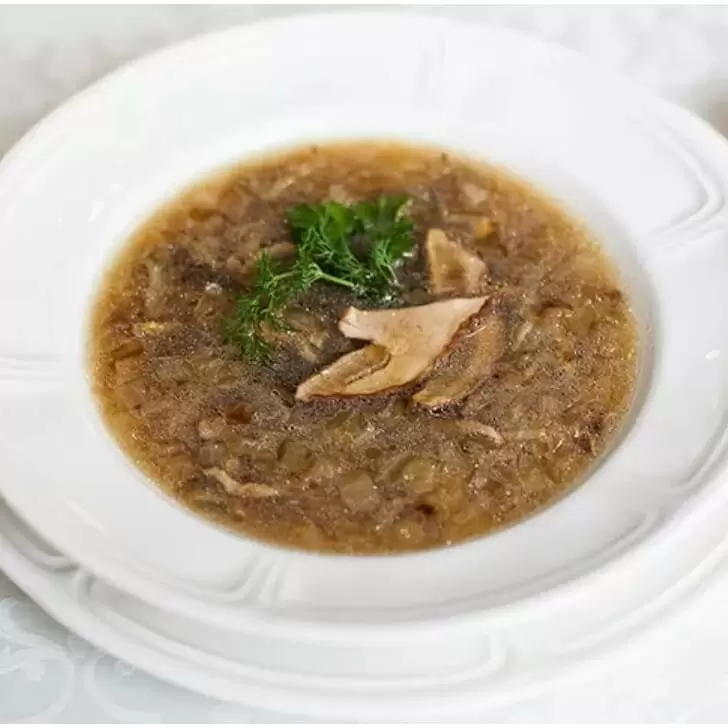 Вкусные валаамские щи и освежающий греческий салат с тофу