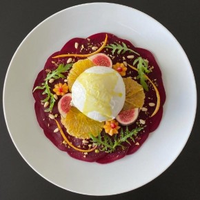 Кулинарный дуэт: свекла и буррата в лицах