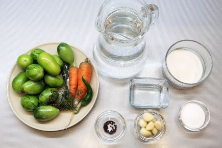 Фаршированные зелёные помидоры на зиму