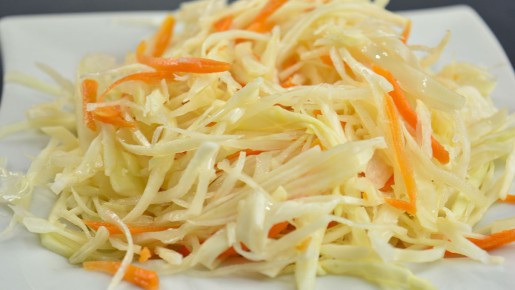 Квашеная капуста: секреты приготовления хрустящей закуски