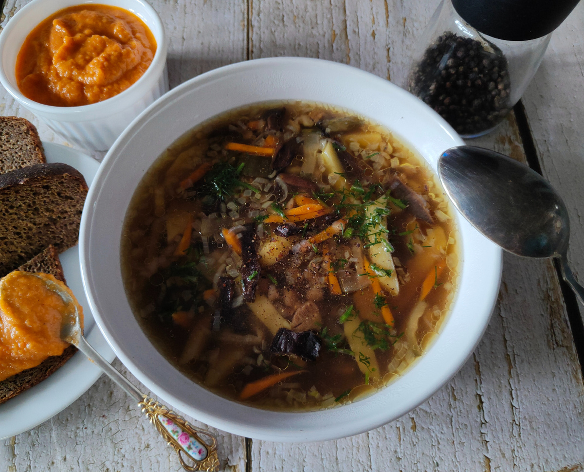 Вкусный постный грибной рассольник: как приготовить