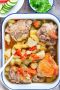 Легкое и полезное блюдо: куриные бедра с овощами в кулинарном мешке