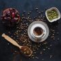 Кофе с кардамоном: погружение в восточную культуру через ароматный напиток